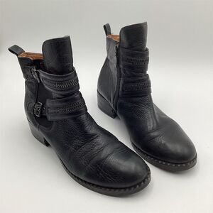 Gentle‎ Souls Women's Black Ankle Bootie Standard Size 9M Moto Style Zip Buckle
